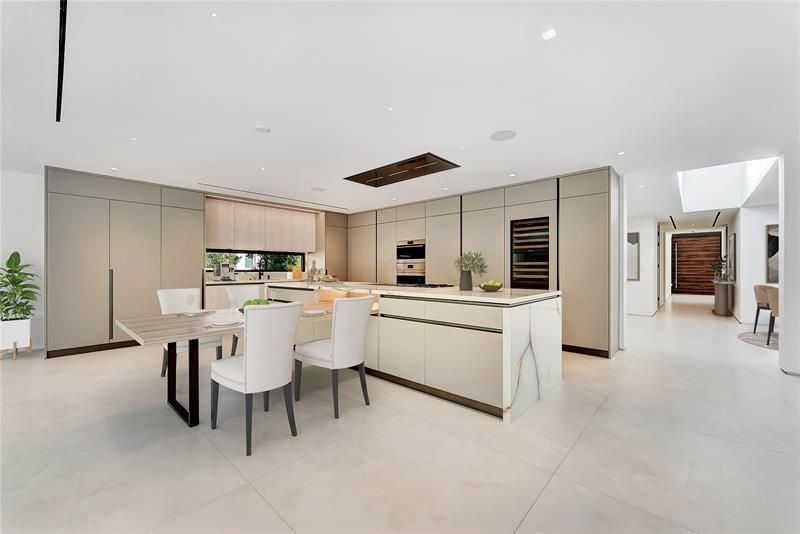 2130 S Miami Ave, Miami, FL 33129 Photo