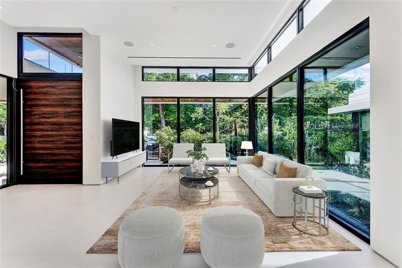 2130 S Miami Ave, Miami, FL 33129 Photo