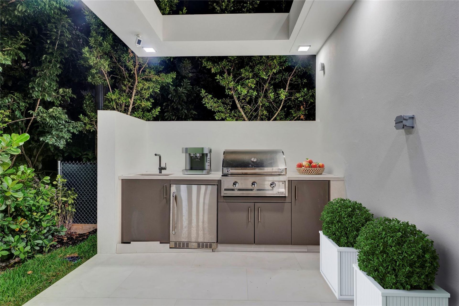 2130 Miami Avenue, Miami, FL 33129 Photo