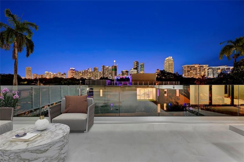 2130 S Miami Ave, Miami, FL 33129 Photo