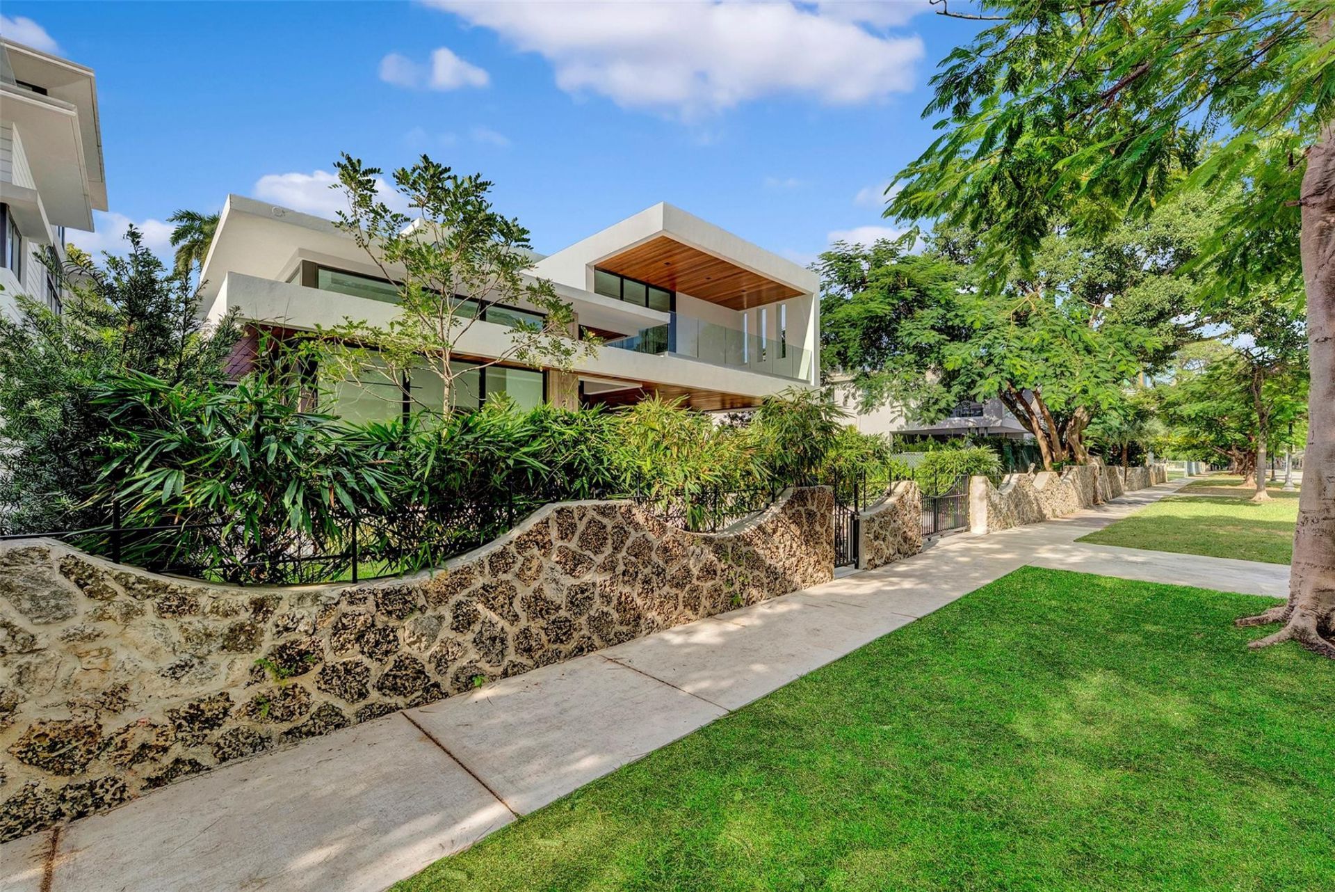 2130 Miami Avenue, Miami, FL 33129 Photo