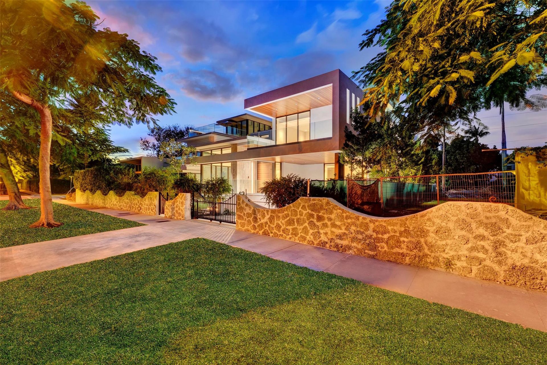 2130 Miami Avenue, Miami, FL 33129 Photo