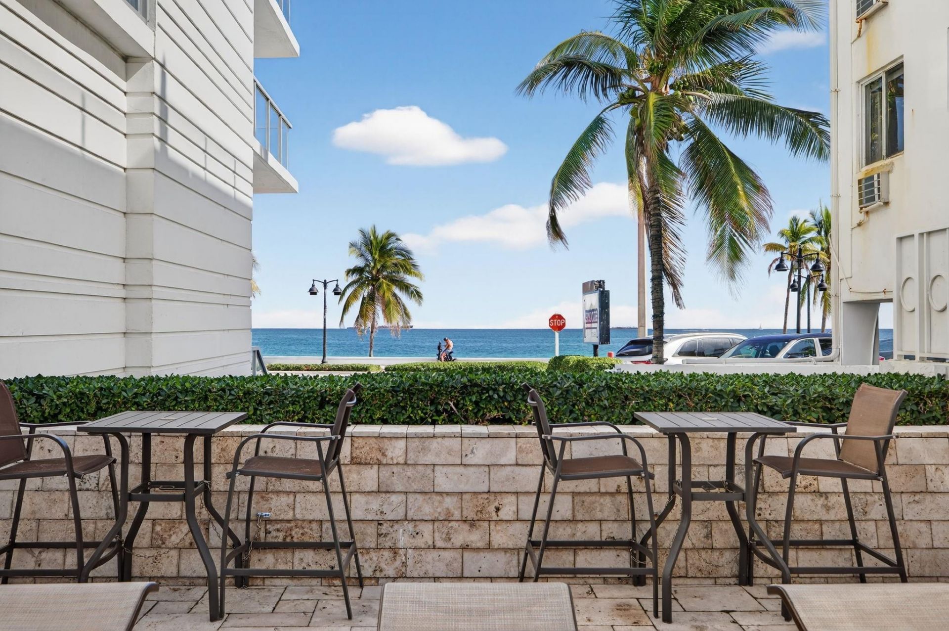 209 N Fort Lauderdale Beach Boulevard, Unit 7D, Fort Lauderdale, FL 33304 Photo