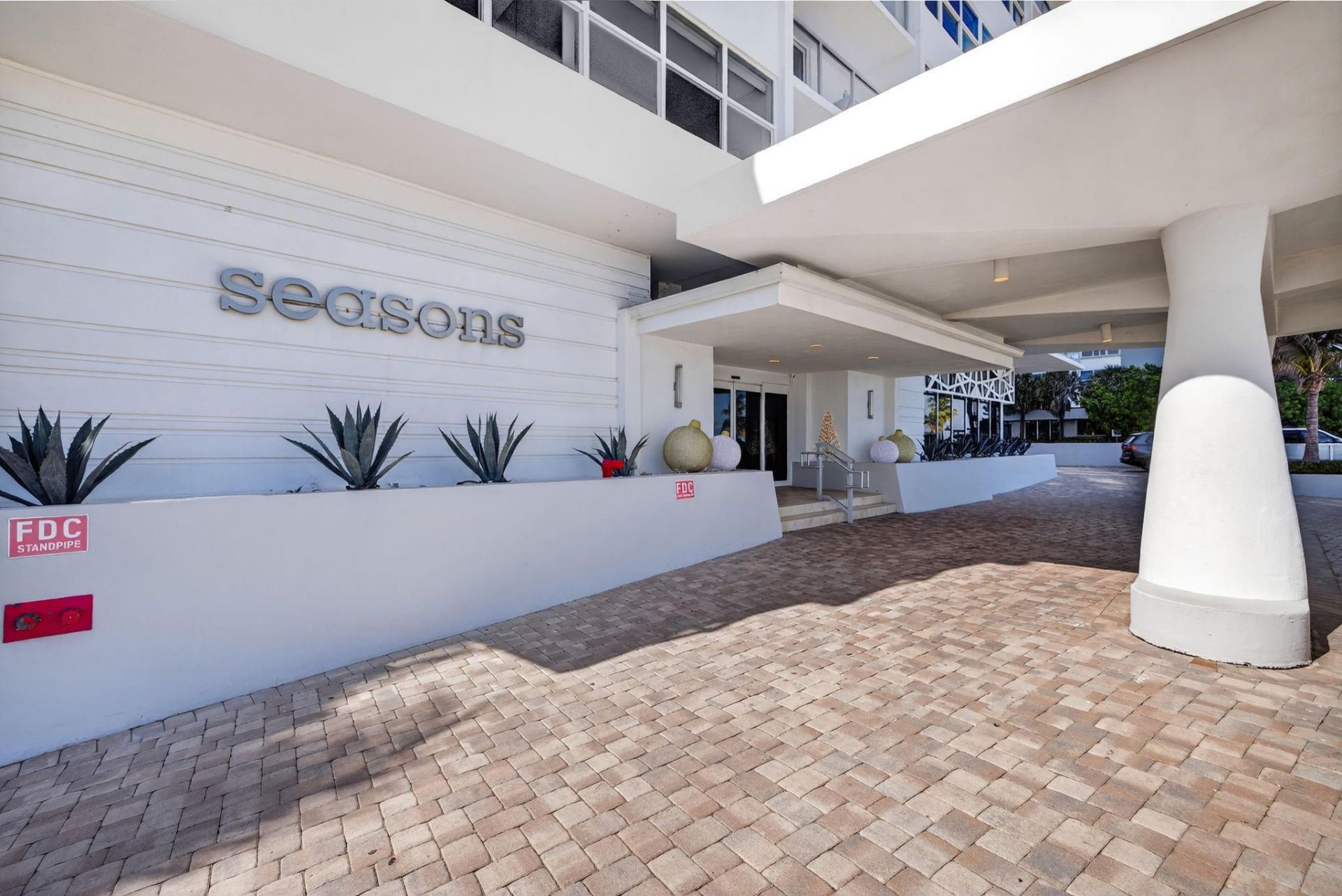 209 N Fort Lauderdale Beach Boulevard, Unit 7D, Fort Lauderdale, FL 33304 Photo