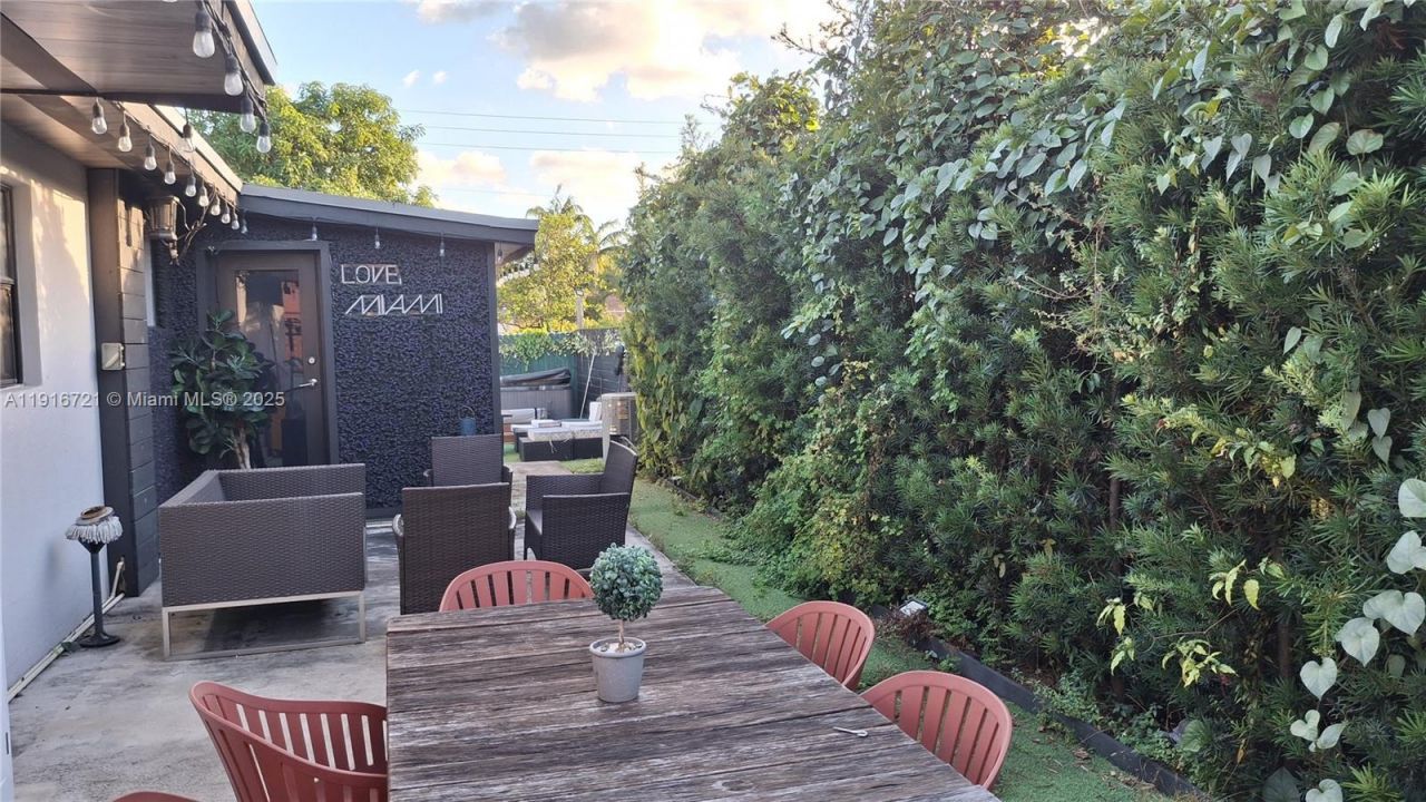 3510 NW 33rd Ave, Miami, FL 33142 Photo