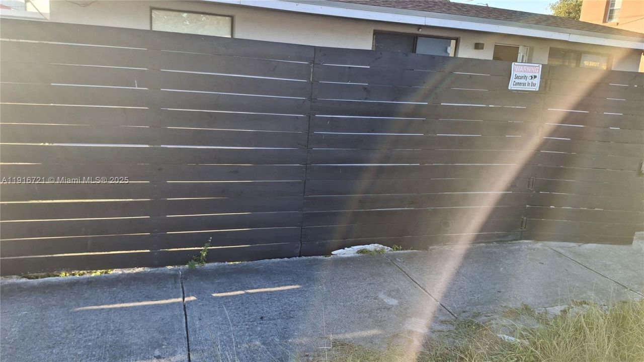 3510 NW 33rd Ave, Miami, FL 33142 Photo