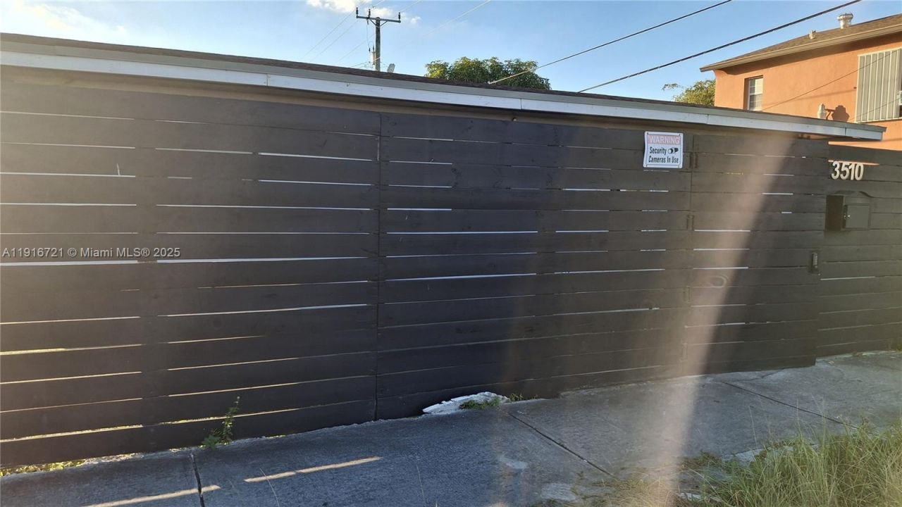 3510 NW 33rd Ave, Miami, FL 33142 Photo