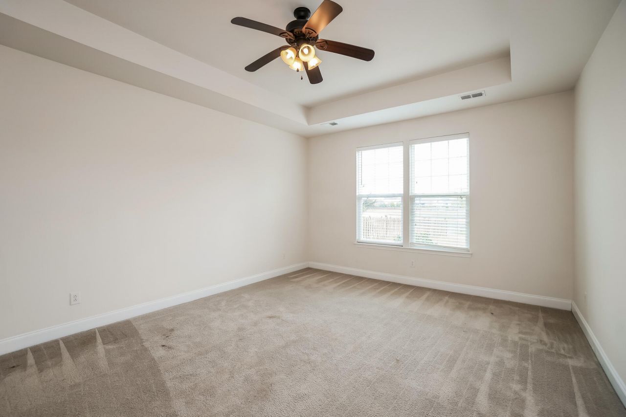 350 Spectrum Road Photo 9