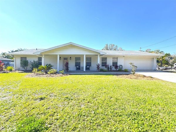 1004 SE 5TH AVENUE, CRYSTAL RIVER, FL 34429