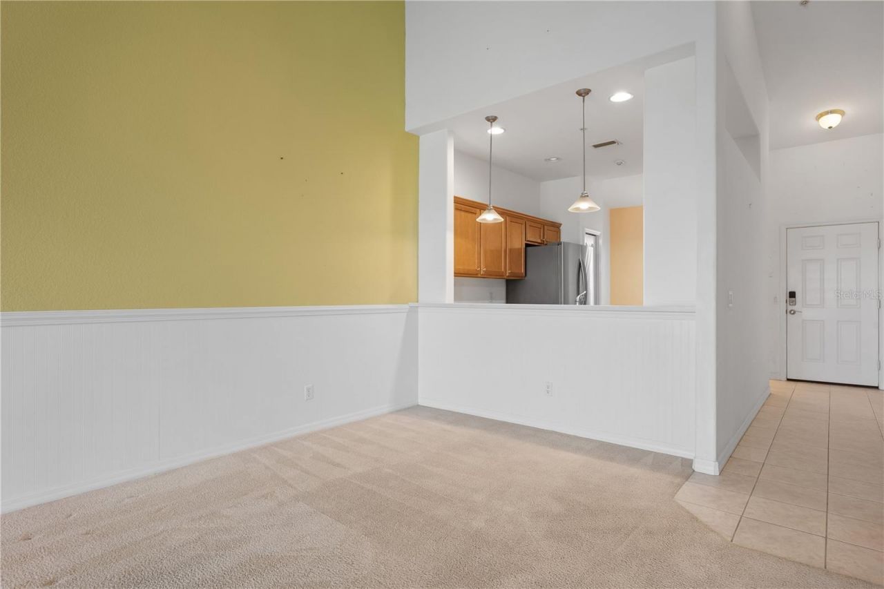 915 Fairwaycove Lane, Unit 204, Bradenton, FL 34212 Photo