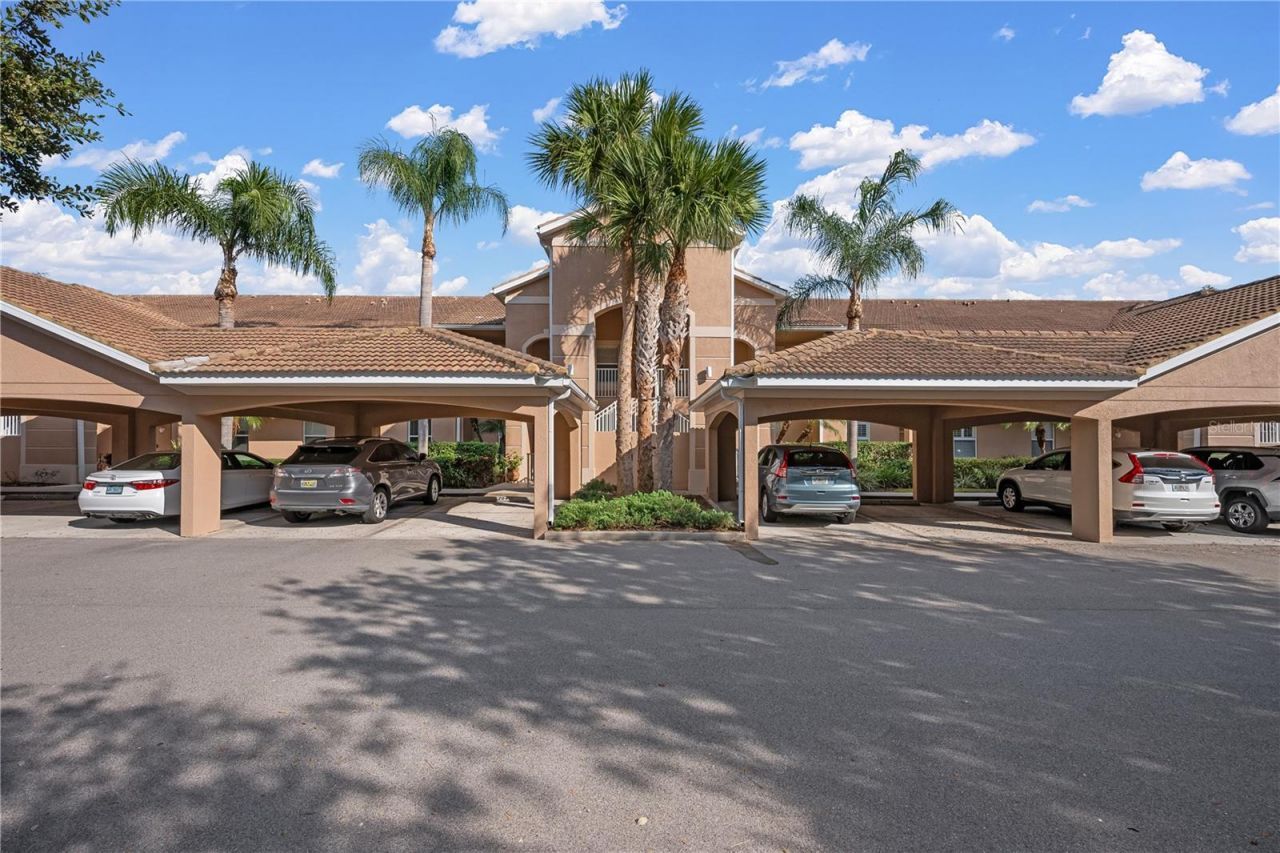 915 Fairwaycove Lane, Unit 204, Bradenton, FL 34212 Photo