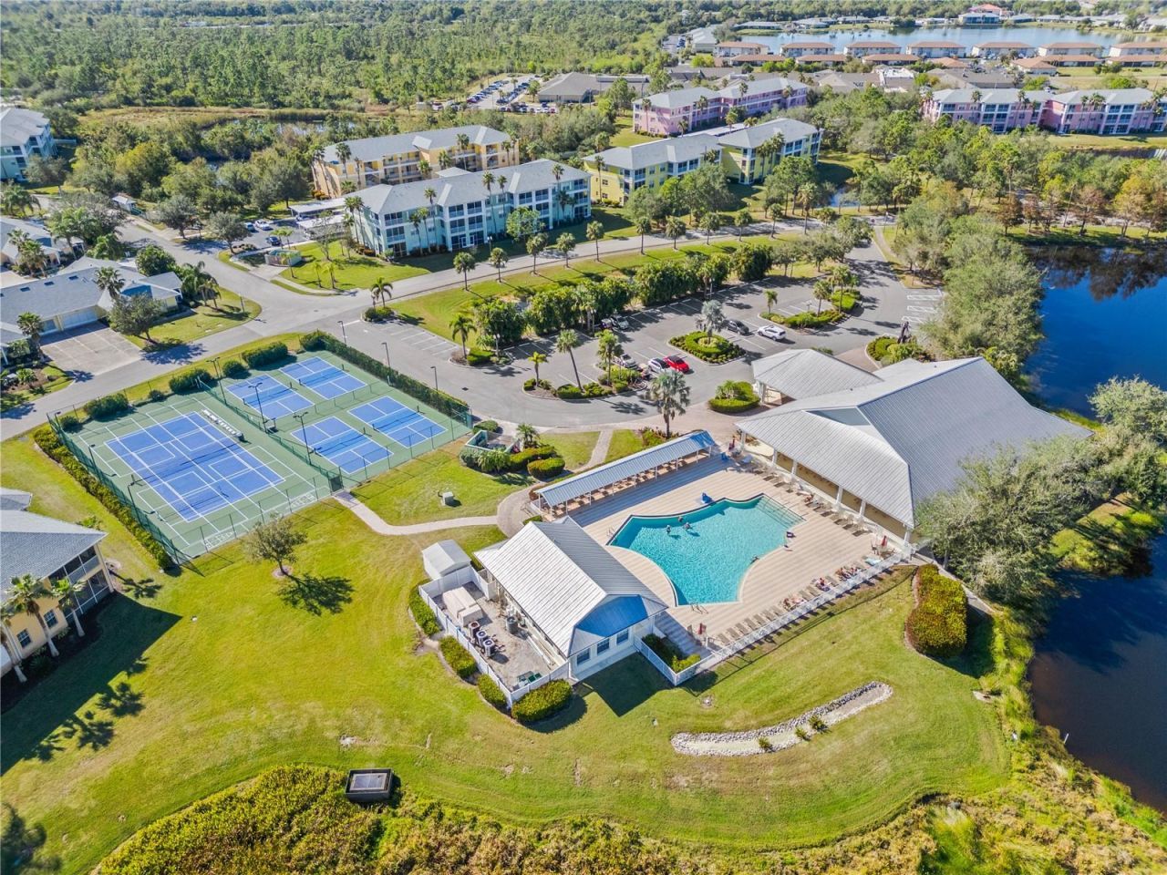 25555 Heritage Lake Boulevard, Unit 27, Punta Gorda, FL 33983 Photo