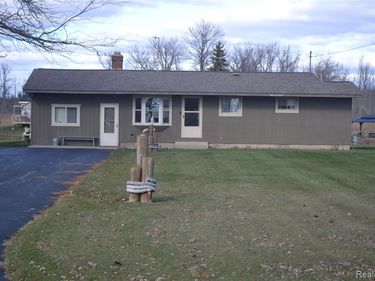 2347 E Bay Ridge Drive, Au Gres, MI 48703