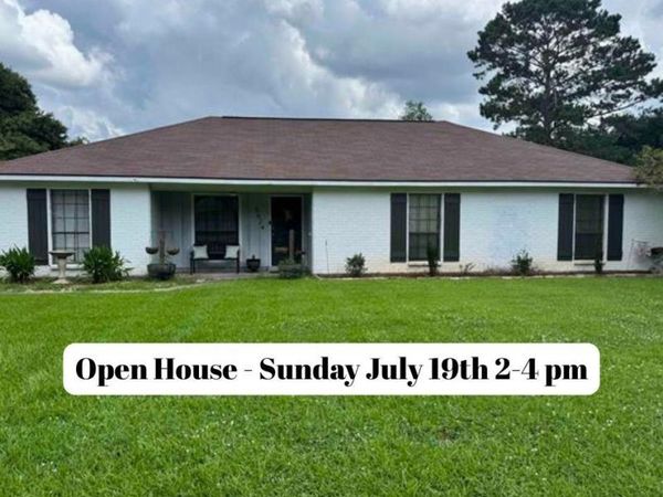 5624 Deanne Marie Dr, Zachary, LA 70791
