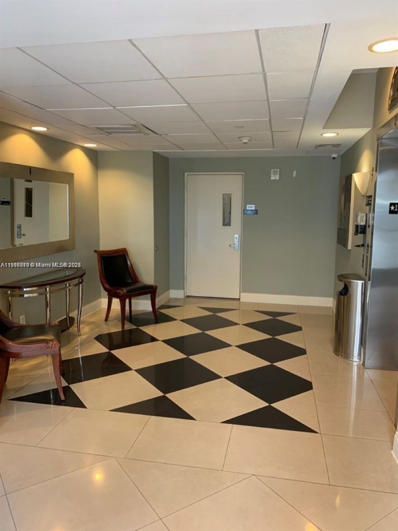 111 E Flagler St, Unit 507, Miami, FL 33131 Photo