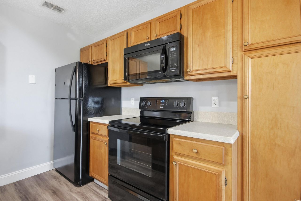 740 Tall Oaks Ct. Photo 12