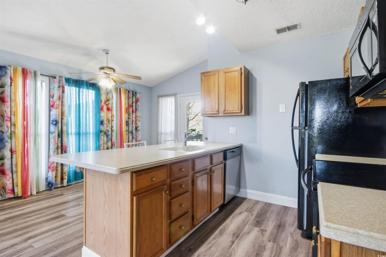 740 Tall Oaks Ct. Photo 14