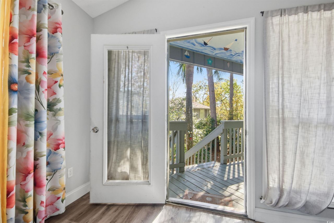 740 Tall Oaks Ct. Photo 8