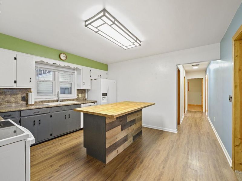 608 West Street, Carey, OH 43316 Photo 6