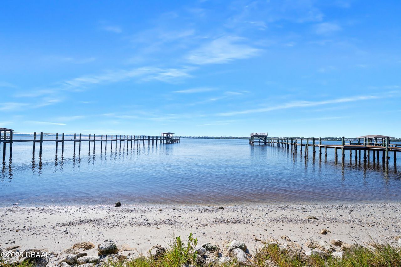 2432 Dodge Drive, Daytona Beach, FL 32118 Photo