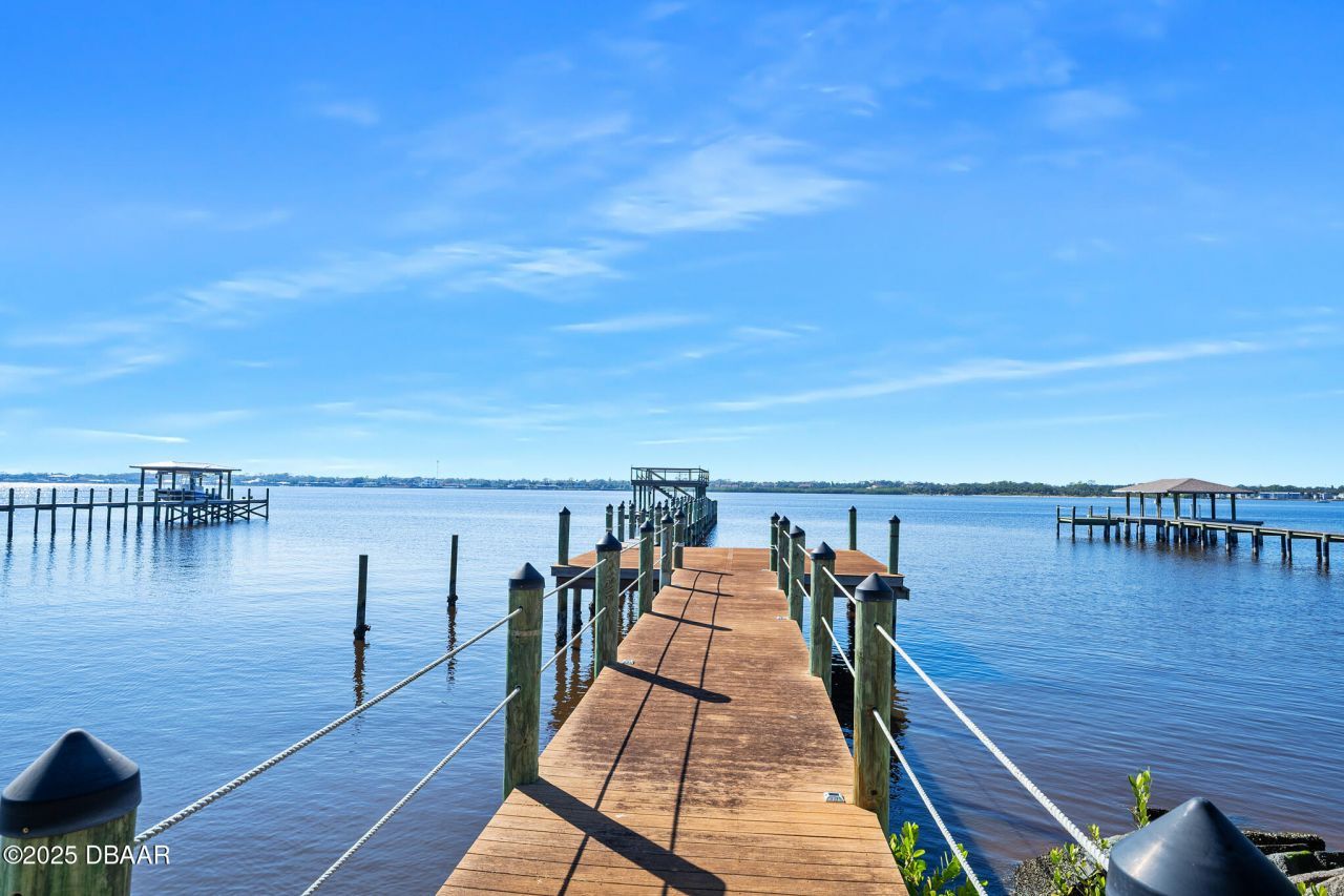 2432 Dodge Drive, Daytona Beach, FL 32118 Photo