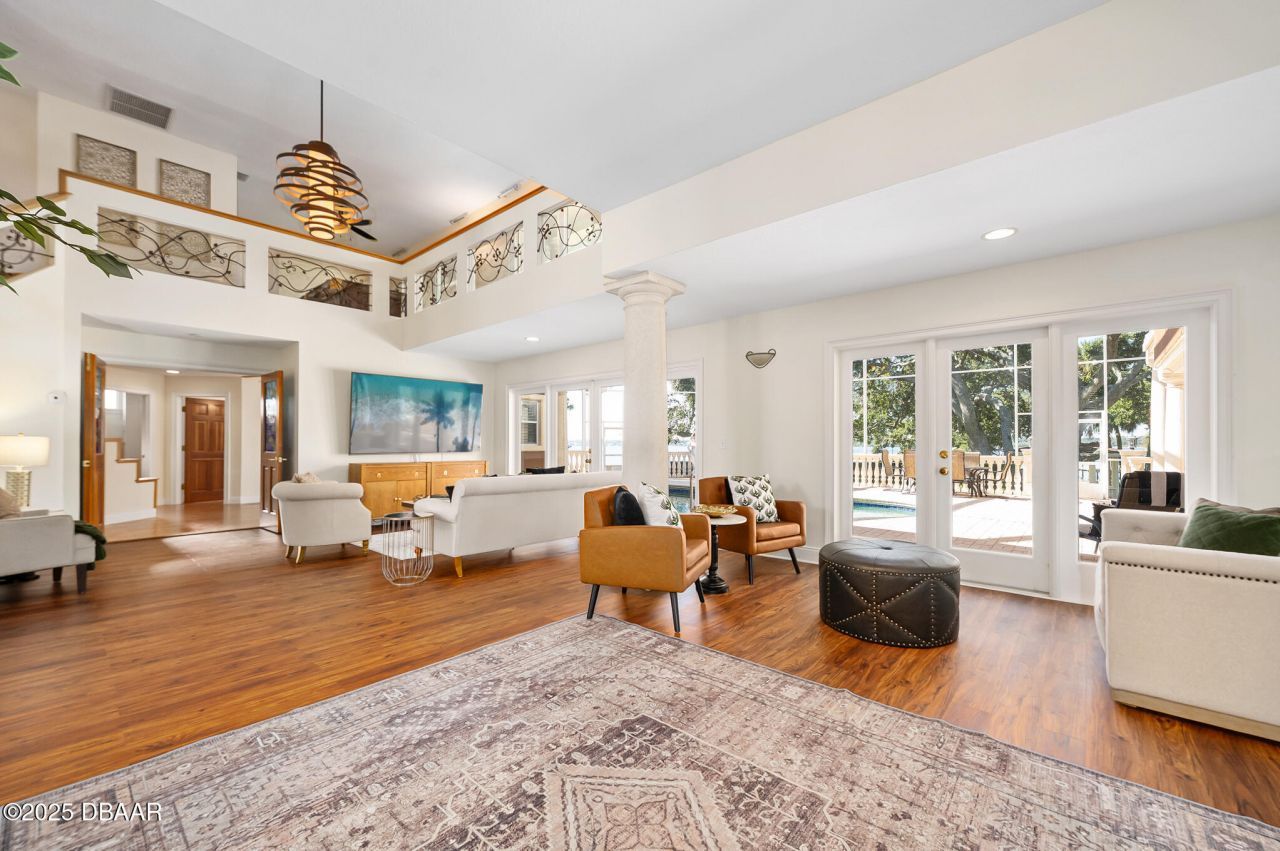 2432 Dodge Drive, Daytona Beach, FL 32118 Photo