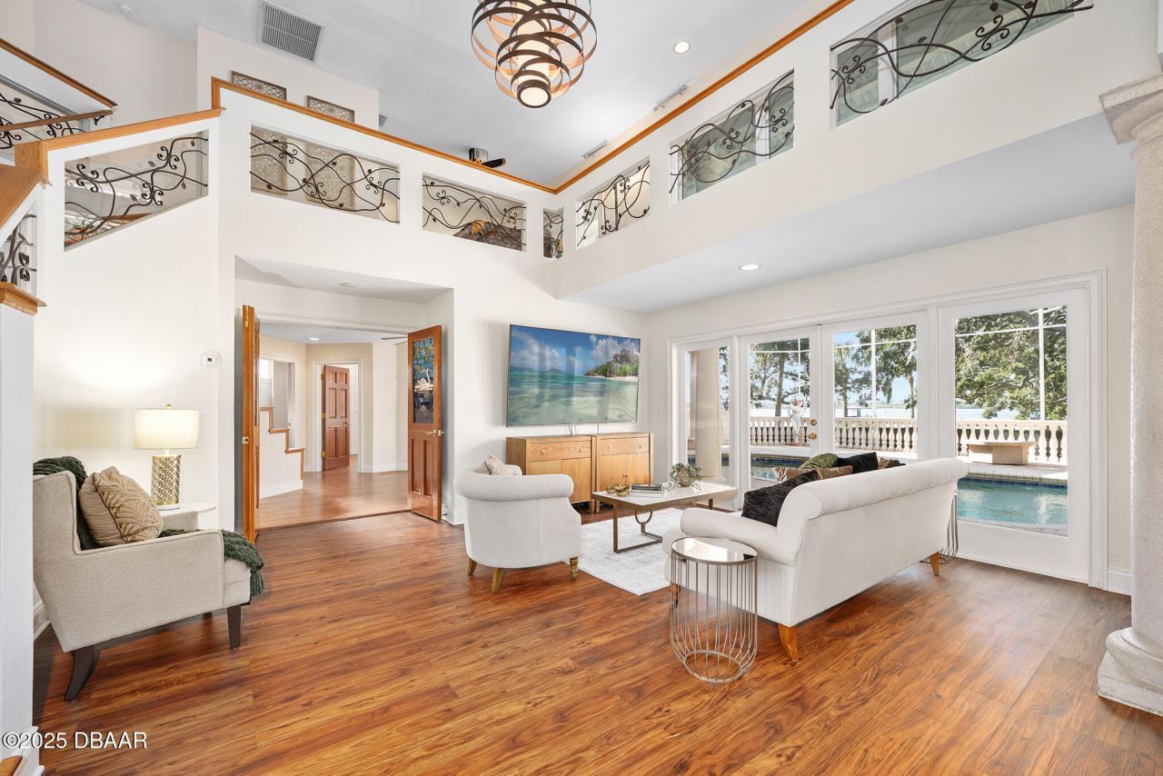 2432 Dodge Drive, Daytona Beach, FL 32118 Photo