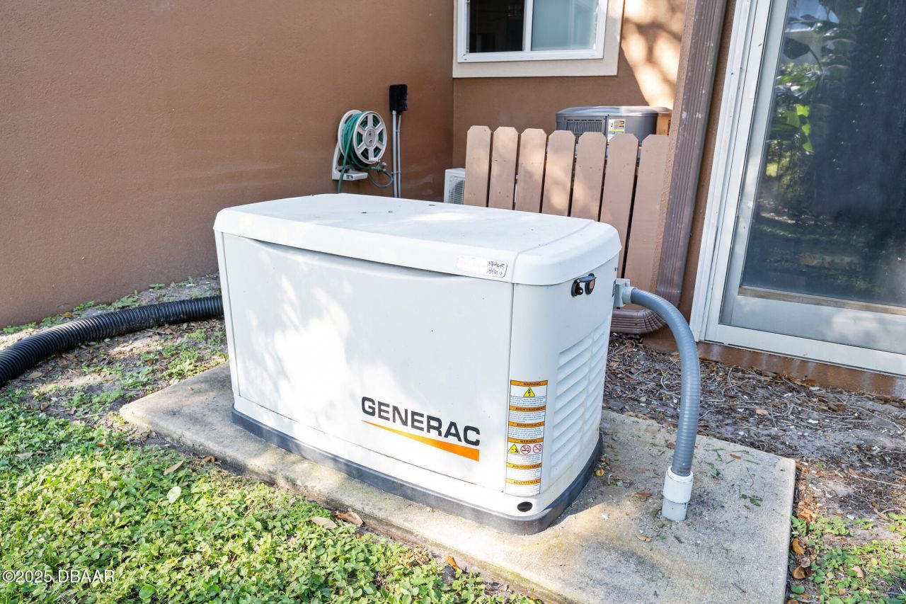 2432 Dodge Drive, Daytona Beach, FL 32118 Photo