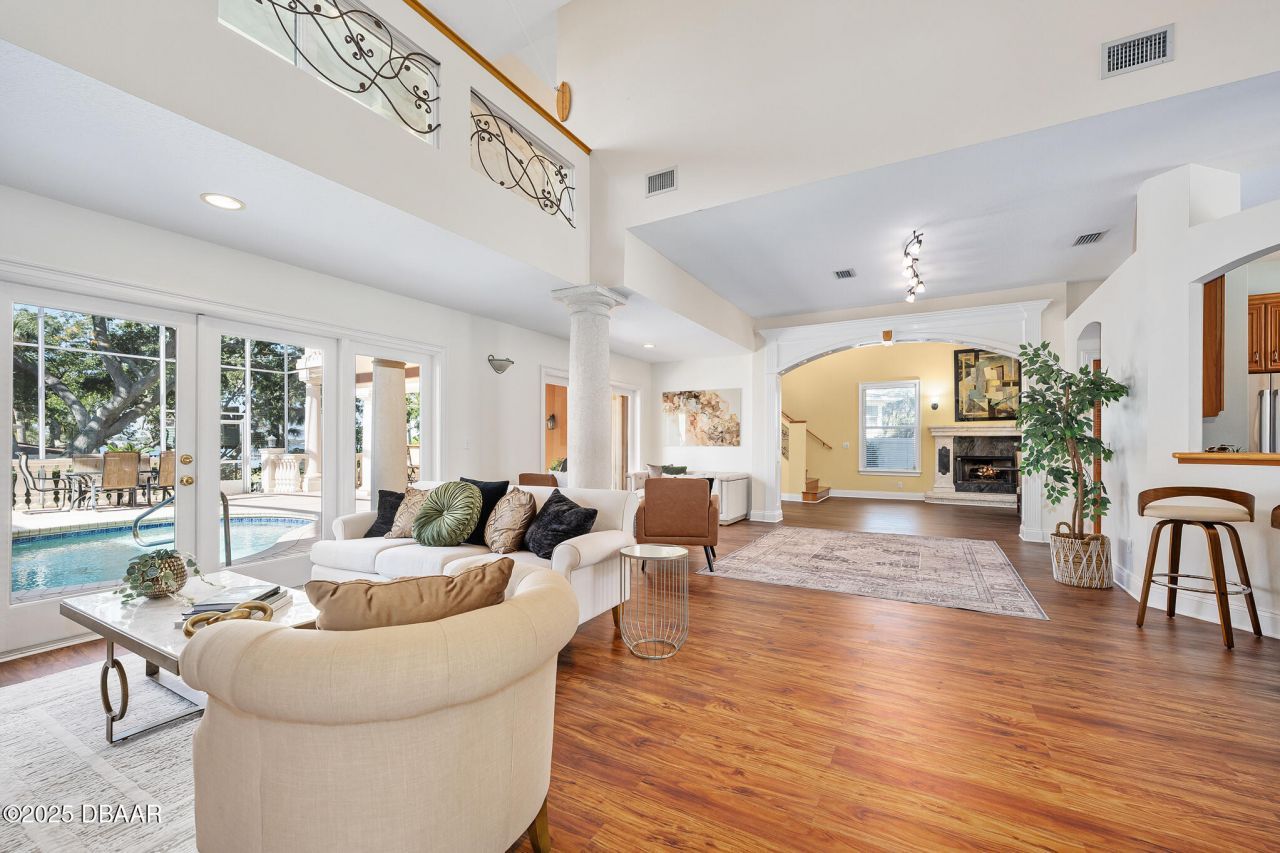 2432 Dodge Drive, Daytona Beach, FL 32118 Photo