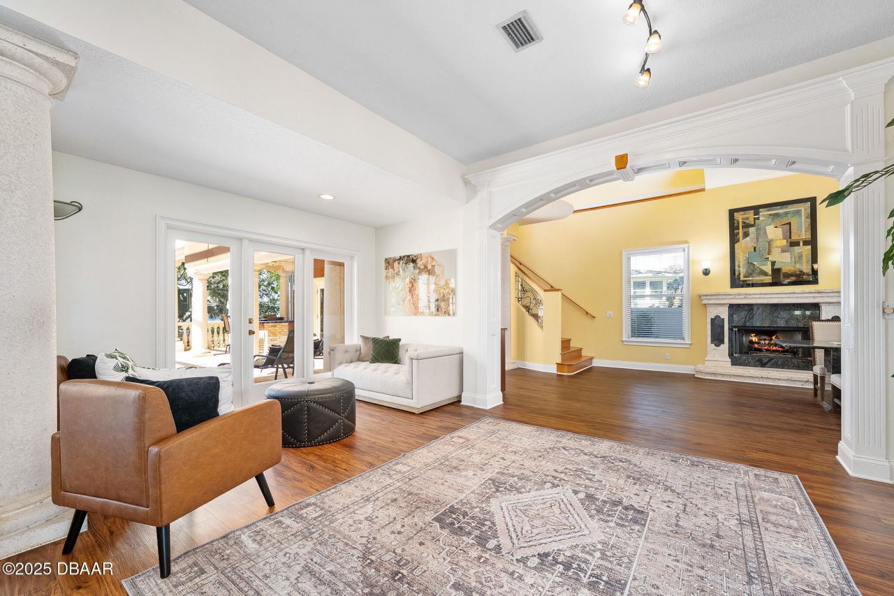 2432 Dodge Drive, Daytona Beach, FL 32118 Photo