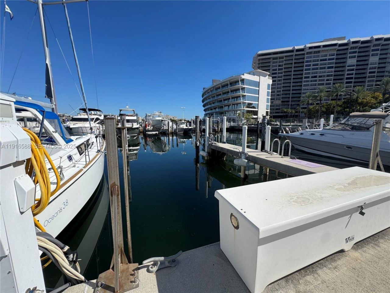 4 Grove Isle Dr. #d-13, Miami, FL 33133 Photo