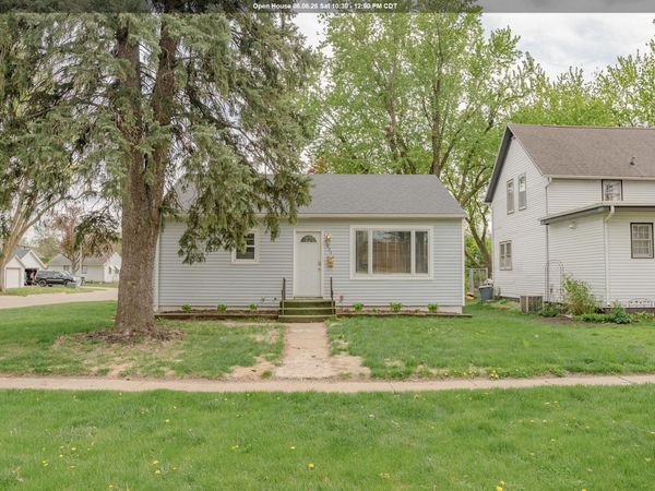 424 E 10th St, Spencer, IA 51301