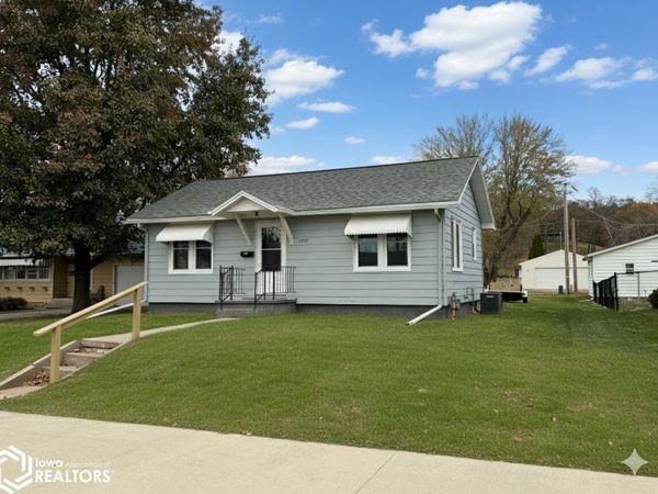 1717 Avenue B, Fort Madison, IA 52627