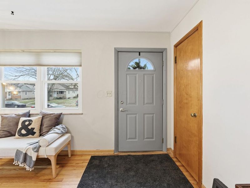 860 Palmer Road, Columbus, OH 43212 Photo 3