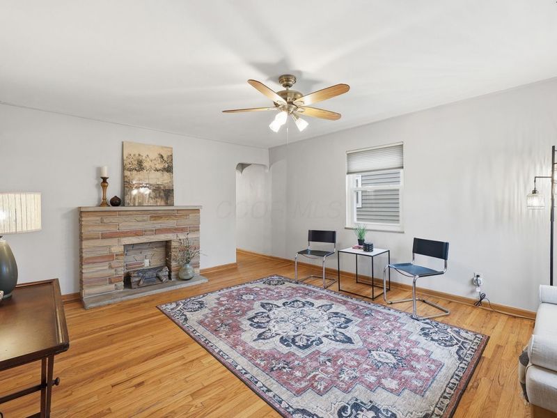 860 Palmer Road, Columbus, OH 43212 Photo 4