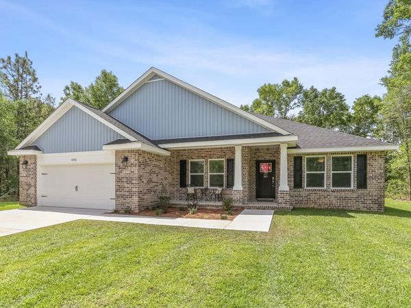 4271 Elvis Presley Drive, Milton, FL 32583