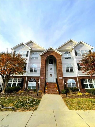 3704 Cotswold Terrace, Unit 2B, Greensboro, NC 27410 Main Photo
