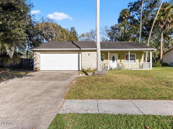 1020 Calle Grande Street, Ormond Beach, FL 32174