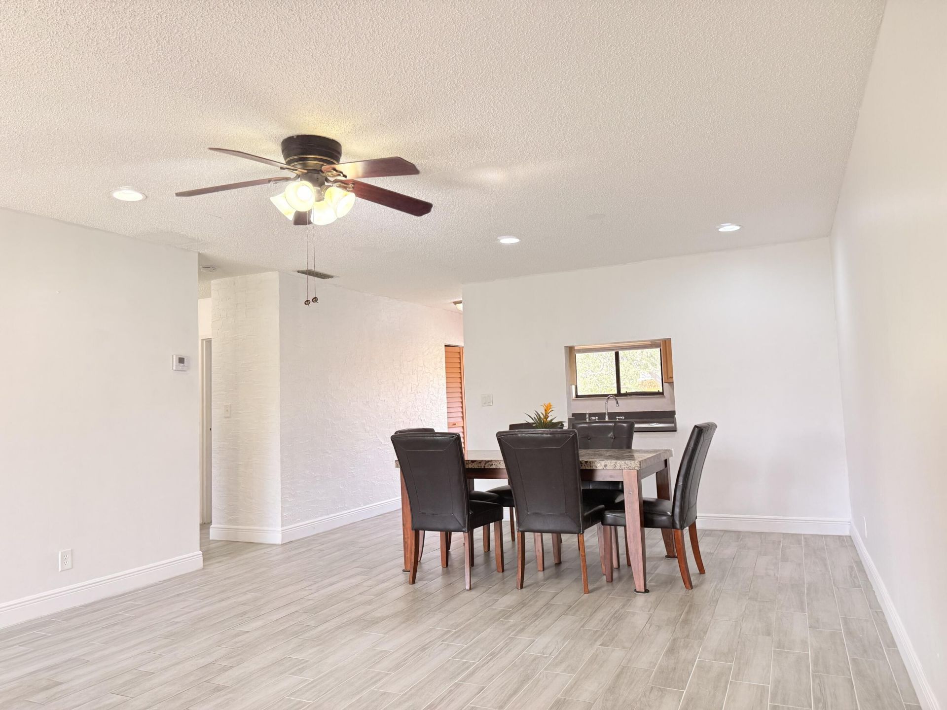 906 SW 9th Street Circle, Unit 204, Boca Raton, FL 33486 Photo