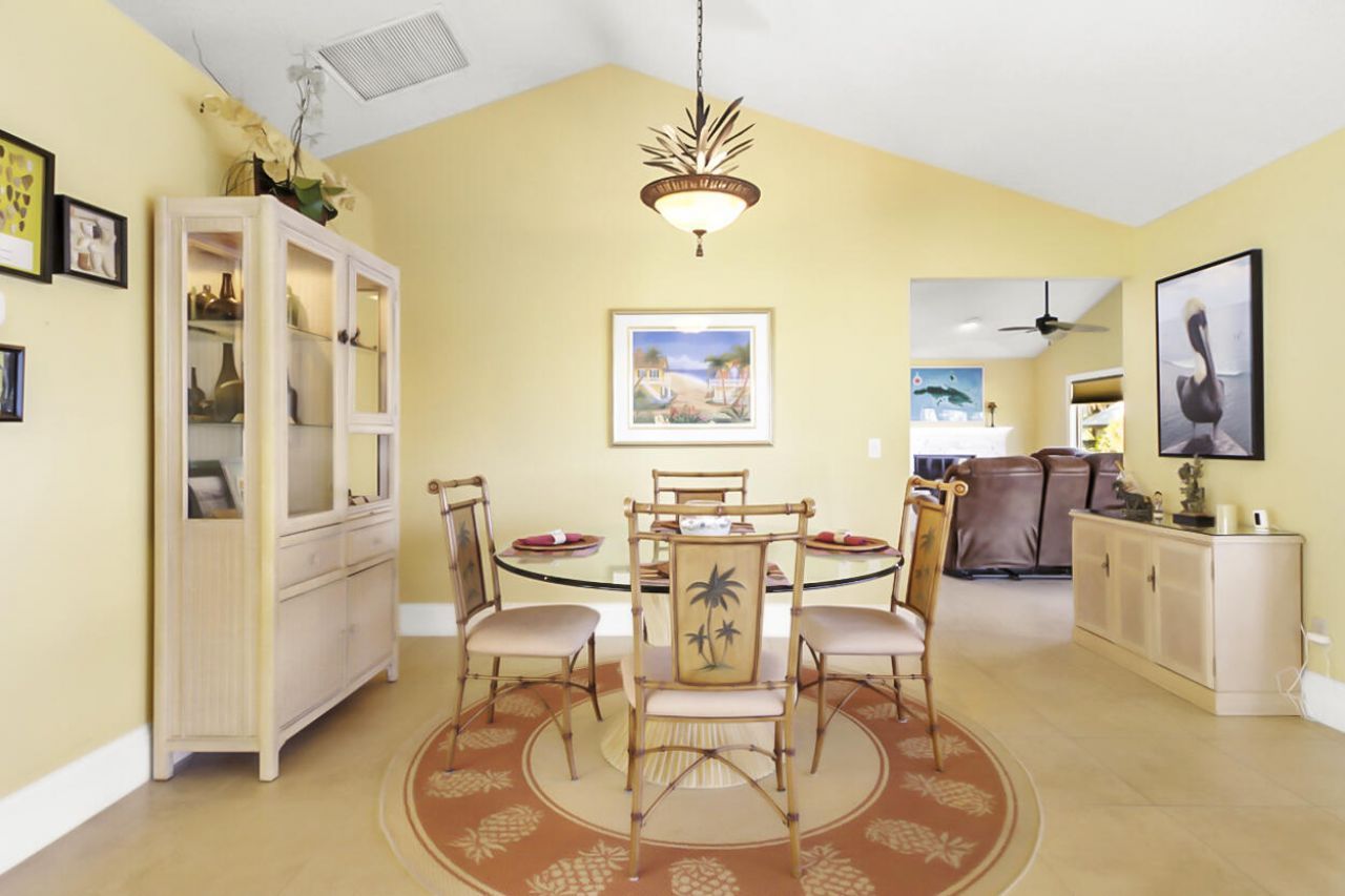 10691 SE Jupiter Narrows Drive, Hobe Sound, FL 33455 Photo