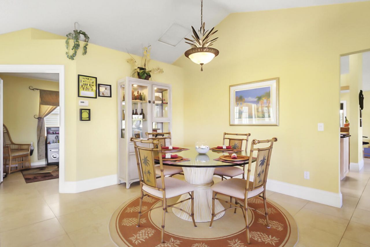 10691 SE Jupiter Narrows Drive, Hobe Sound, FL 33455 Photo