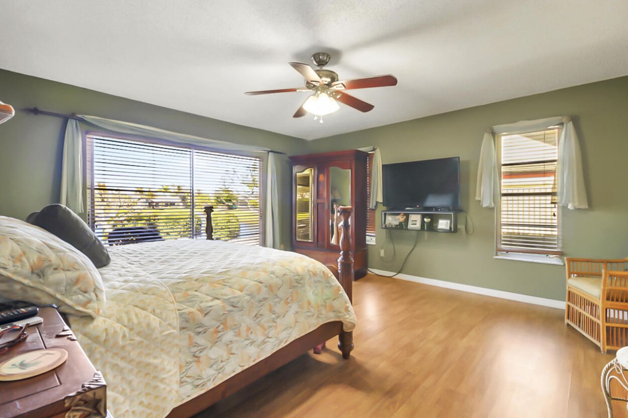 10691 SE Jupiter Narrows Drive, Hobe Sound, FL 33455 Photo