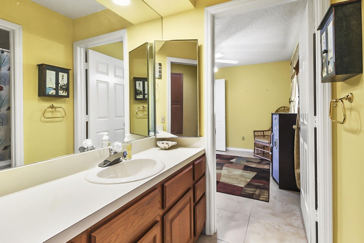 10691 SE Jupiter Narrows Drive, Hobe Sound, FL 33455 Photo