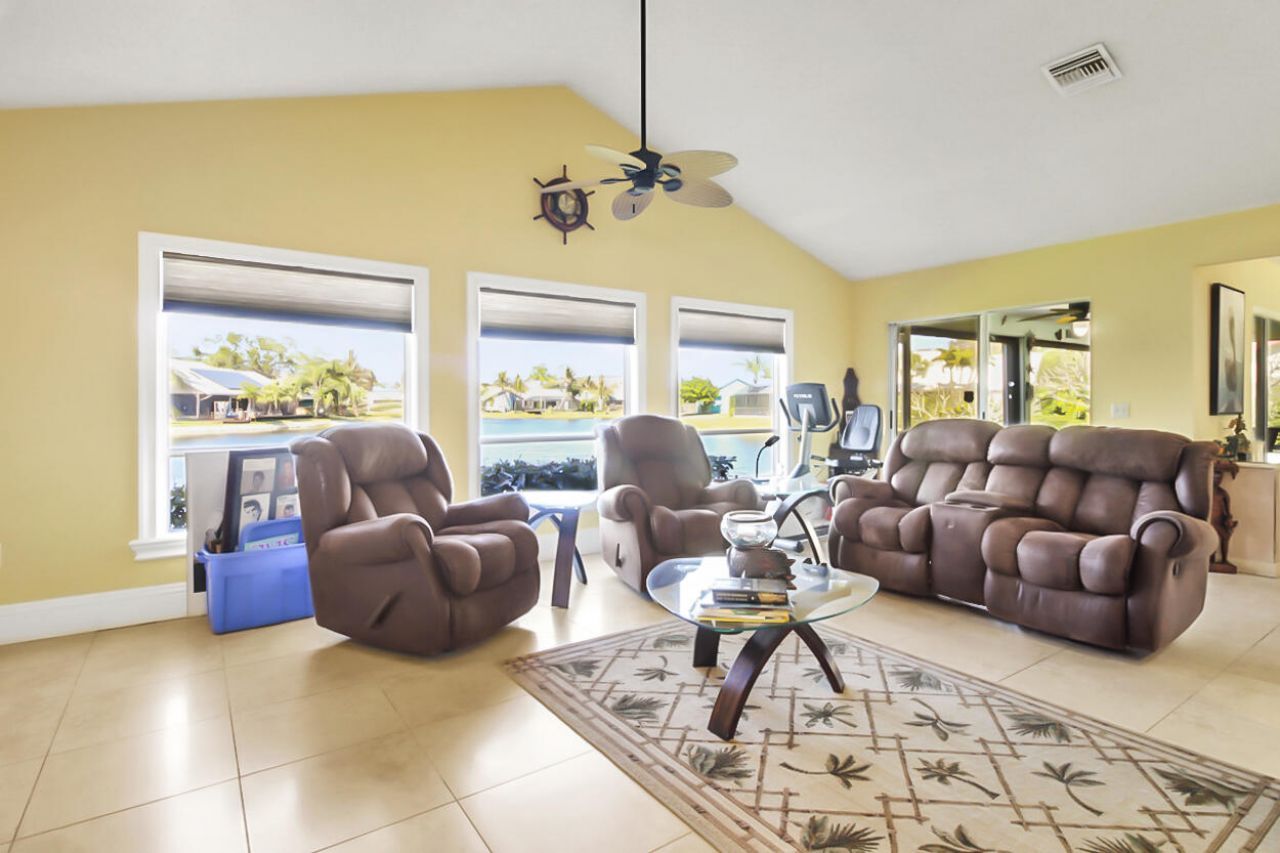 10691 SE Jupiter Narrows Drive, Hobe Sound, FL 33455 Photo