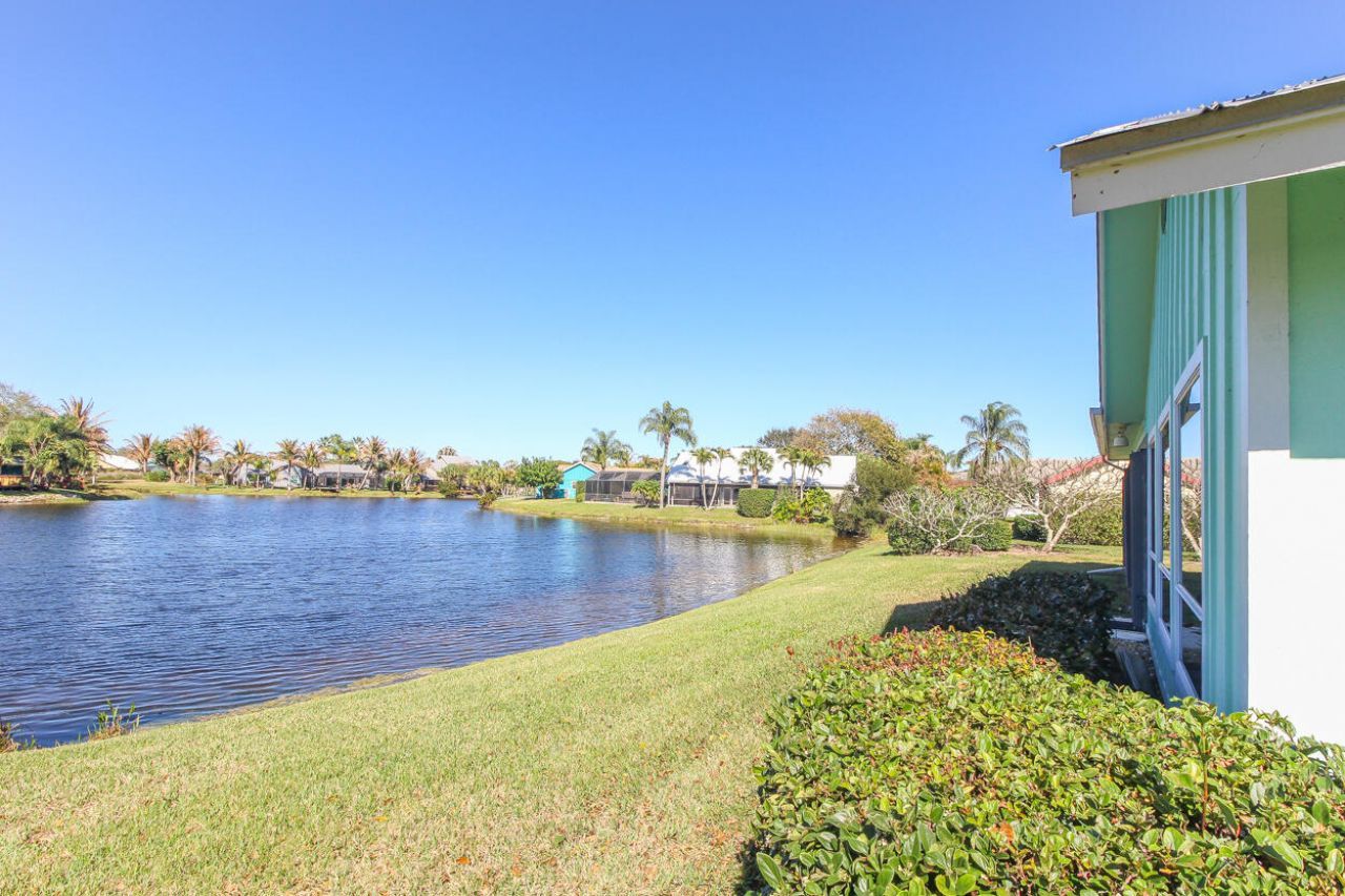 10691 SE Jupiter Narrows Drive, Hobe Sound, FL 33455 Photo