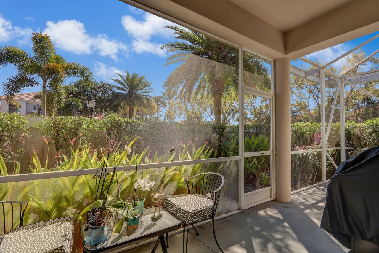 8241 Heritage Club Drive, West Palm Beach, FL 33412 Photo