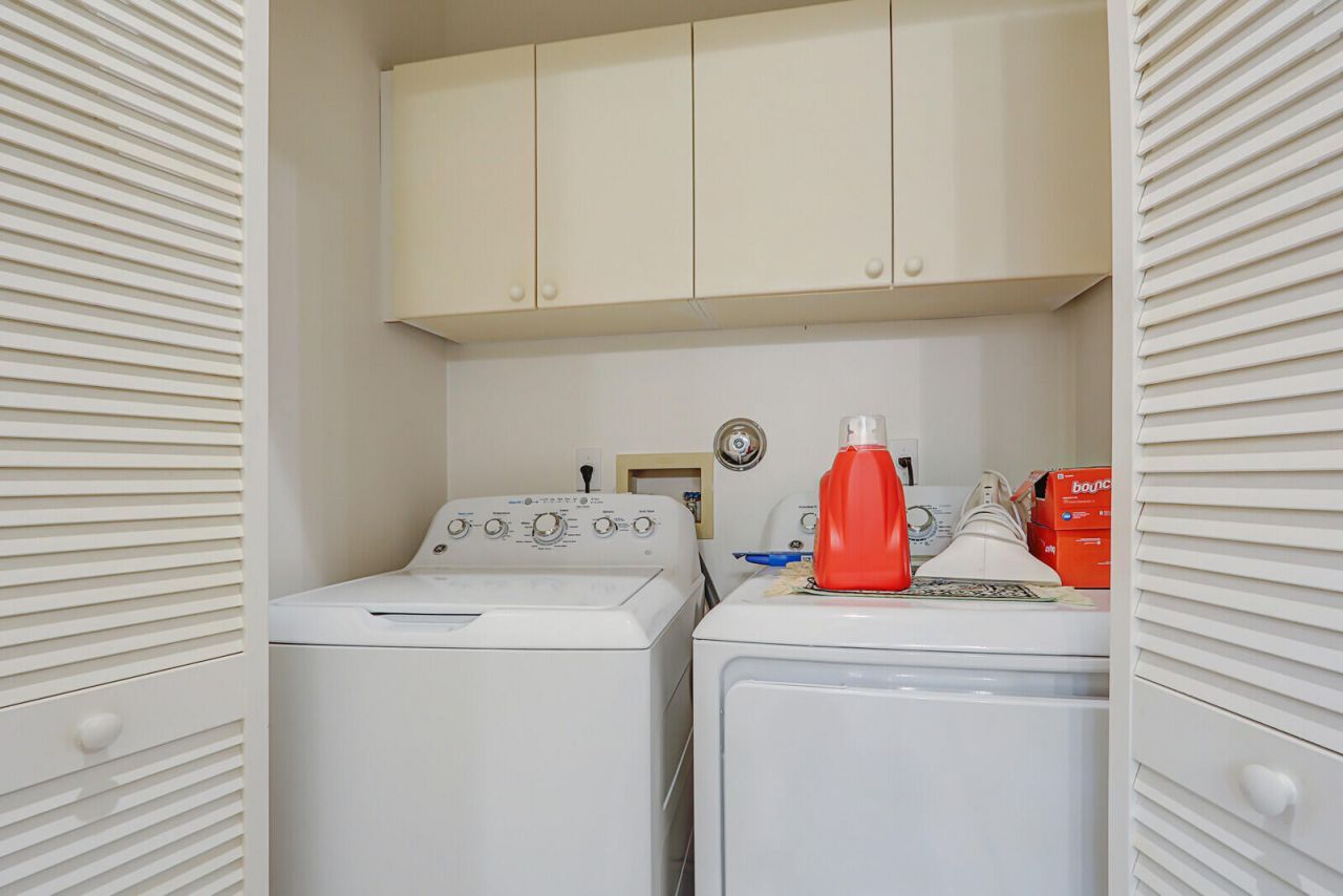 8241 Heritage Club Drive, West Palm Beach, FL 33412 Photo