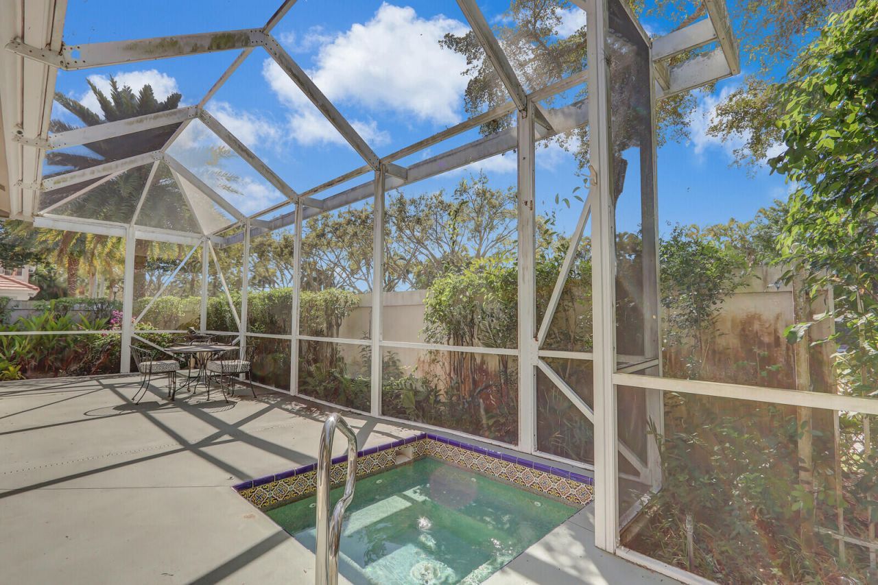 8241 Heritage Club Drive, West Palm Beach, FL 33412 Photo