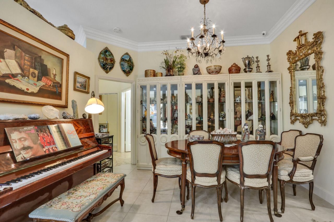 8241 Heritage Club Drive, West Palm Beach, FL 33412 Photo