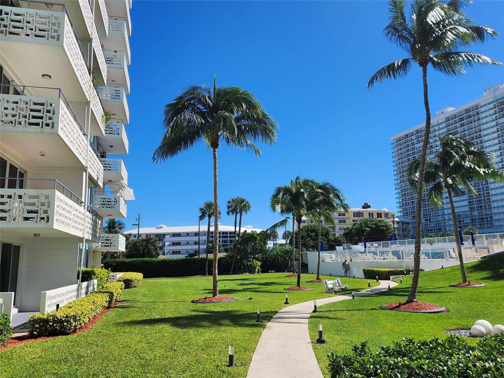 1900 S Ocean Drive, Unit 312, Fort Lauderdale, FL 33316 Photo